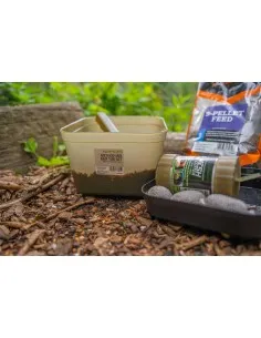 Кутия + лопатка за фидер Korum Method Mix Bait Tub Set  - Кофи и футери  - Korum 2